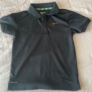 Boys Nike dri-fit polo size 5-6